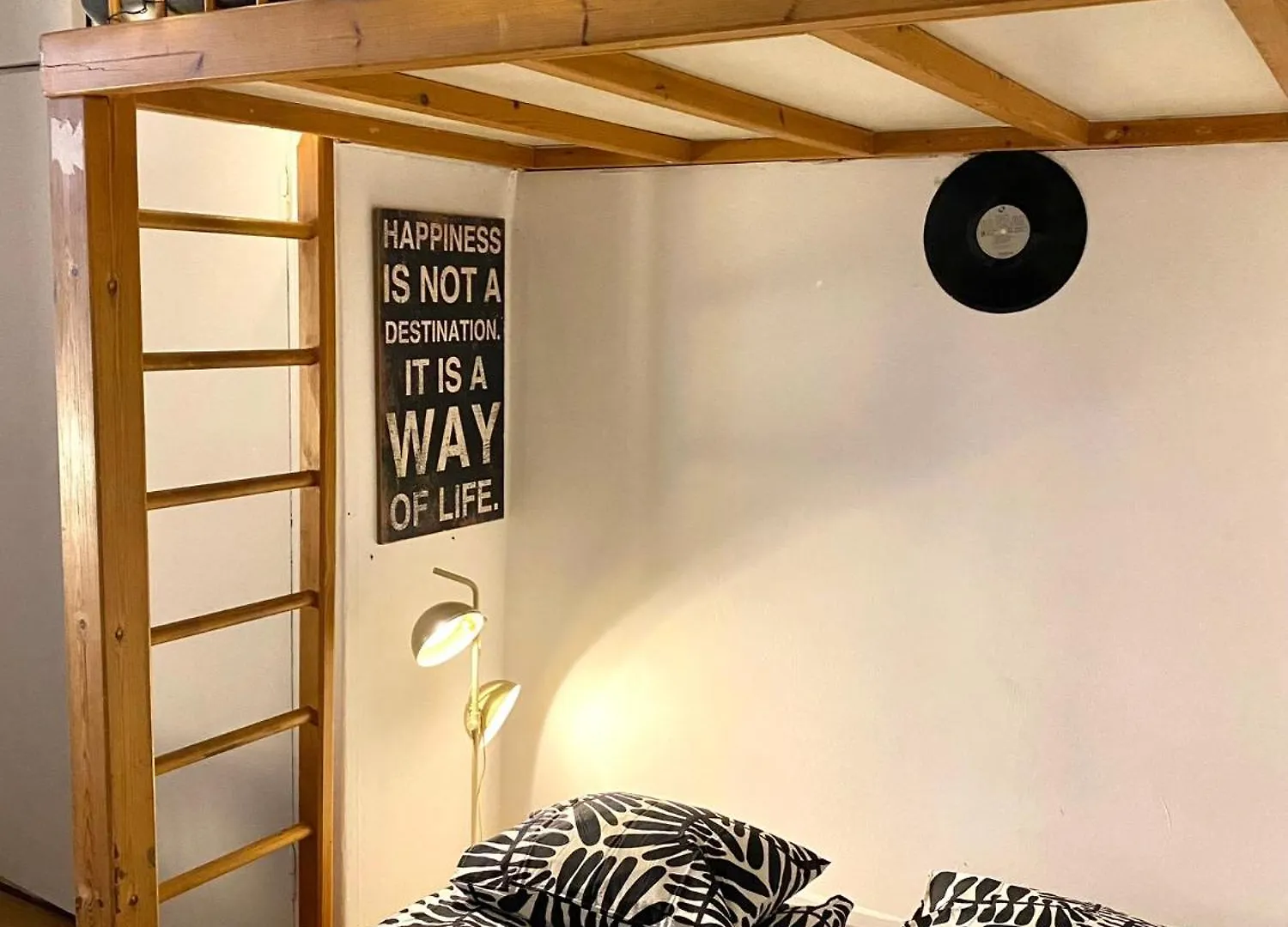 Apartamento Cozy Nest, Kamppi Helsinki